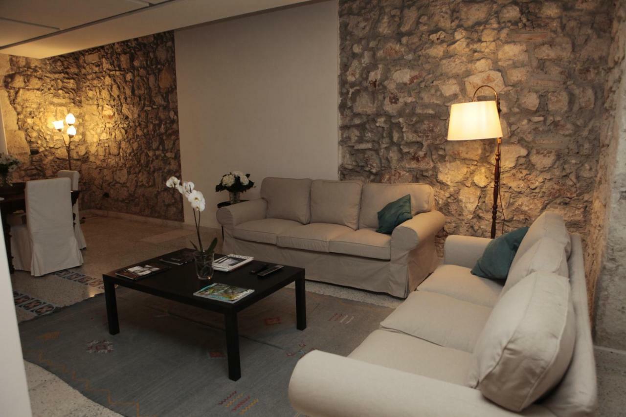 시라쿠사 La Casa Sulla Darsena 아파트 외부 사진